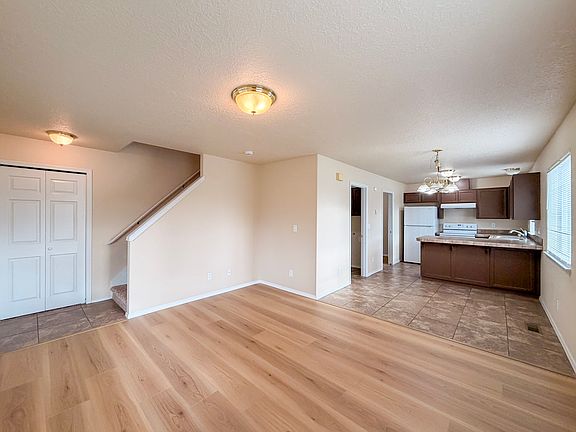 4th image of 2955 Bastille Ave SE #2955