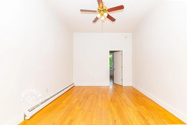 Rented by MySpaceNYC | media 3