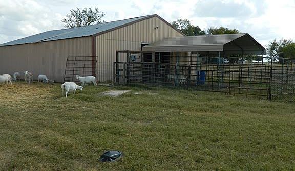 2nd image of 4028 N Us Highway 69