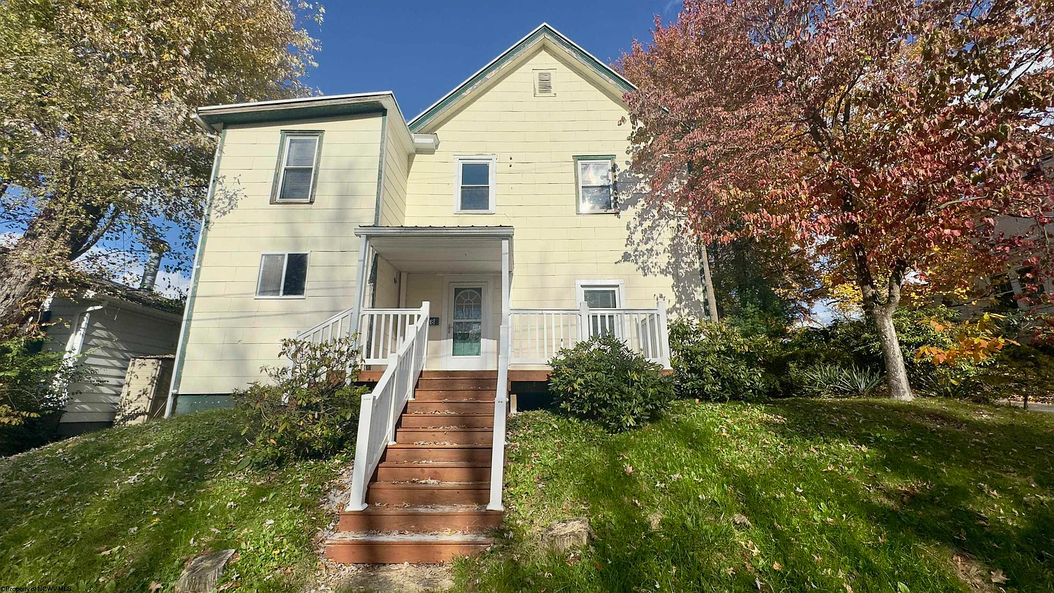 348 Virginia Ave photo 1