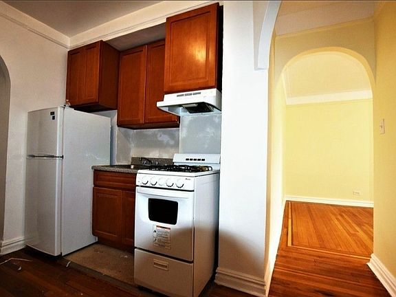 5th image of 8201 19th Ave #1A