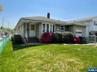 6 Stillman Ave, Bergenfield, NJ 07621