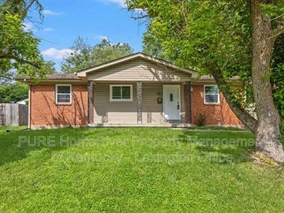 2nd image of 1187 Venetian Way