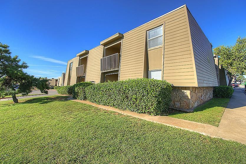 Wilshire Lofts and Townhomes 6708 W Wilshire Blvd Oklahoma City OK