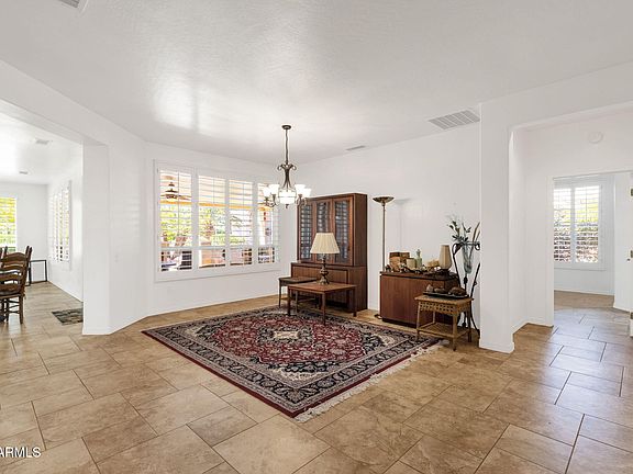 4th image of 19926 N CRESCENT Way
