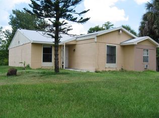 1021 11th St SW, Naples, FL 34117