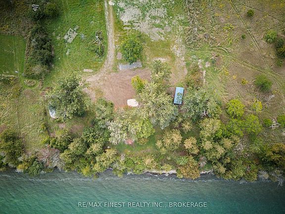 3rd image of 1600 Front Rd