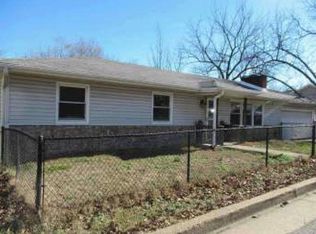 408 S Harlin Dr, West Plains, MO 65775