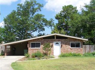 117 Sunhaven Dr, Ocean Springs, MS 39564