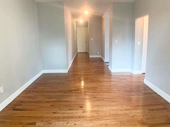 5th image of 180 Parkside Ave #D3e