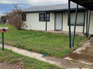 113 E 21st St, Crane, TX 79731