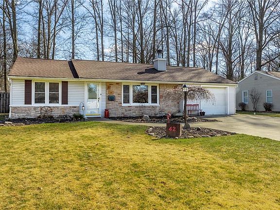 2nd image of 42 Meadowbrook Dr