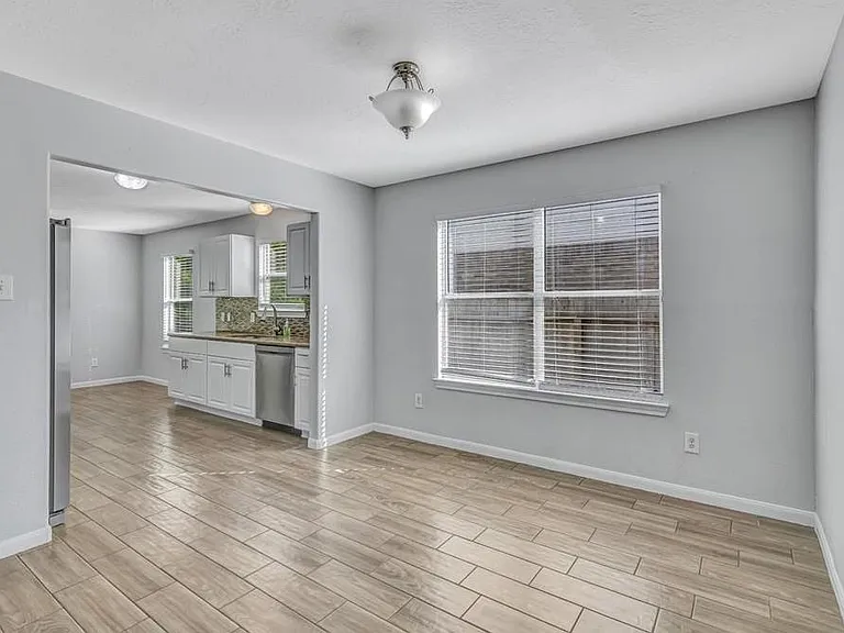 2927 Cypress Island Dr — Photo 15