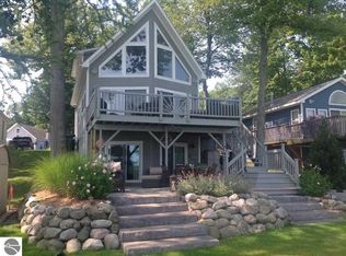 7409 Terrace Ave, Elk Rapids, MI 49629