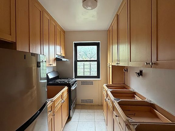 5th image of 67-66 108th St #420