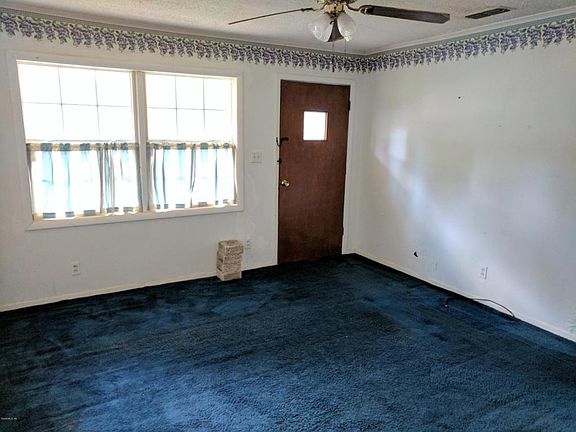 2nd image of 5309 SE 31st Ave