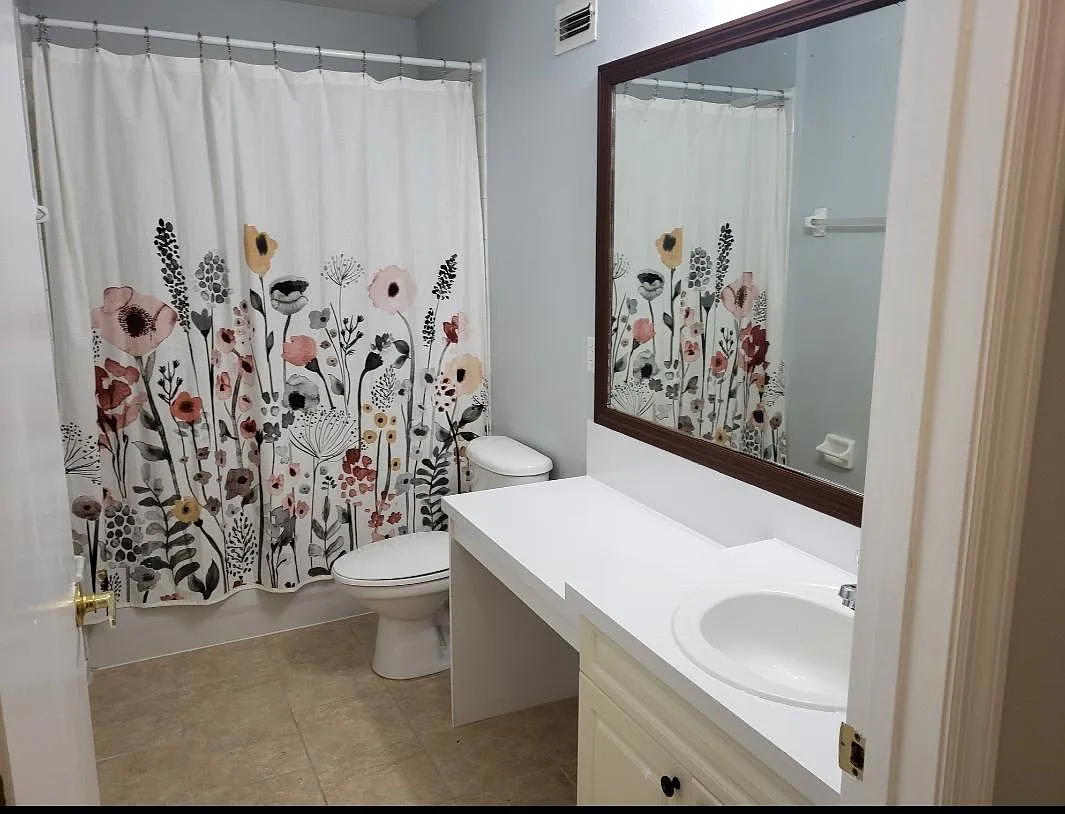 1 bed, 700 sqft, $1,175 — Photo 2