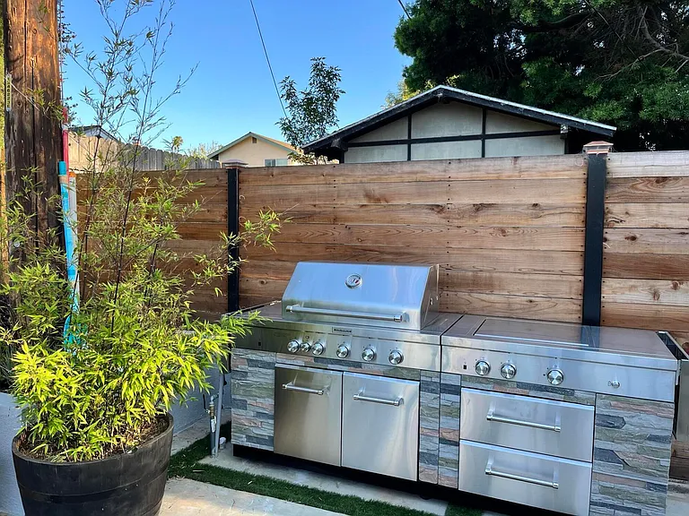 1330 La Manida St — Photo 27