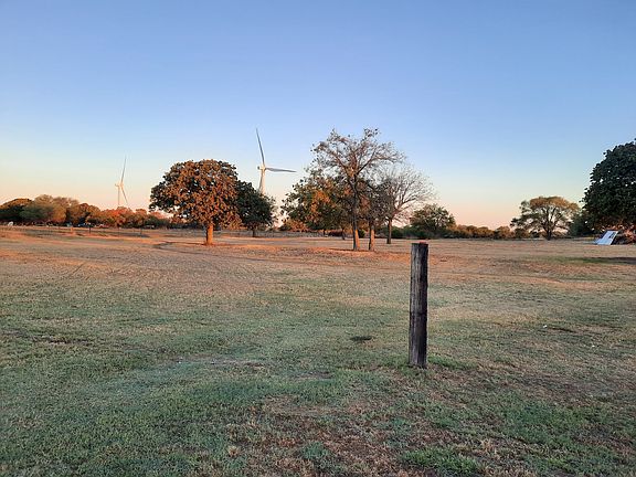 3rd image of 1534 County Road 1590