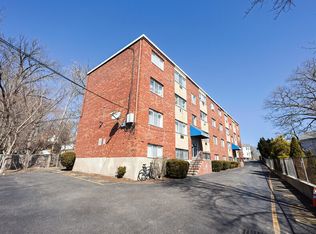 237 Cummins Hwy APT A32, Boston, MA 02131