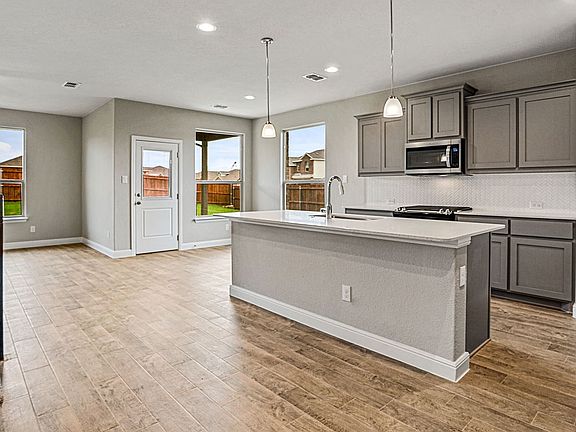 7th image of this home