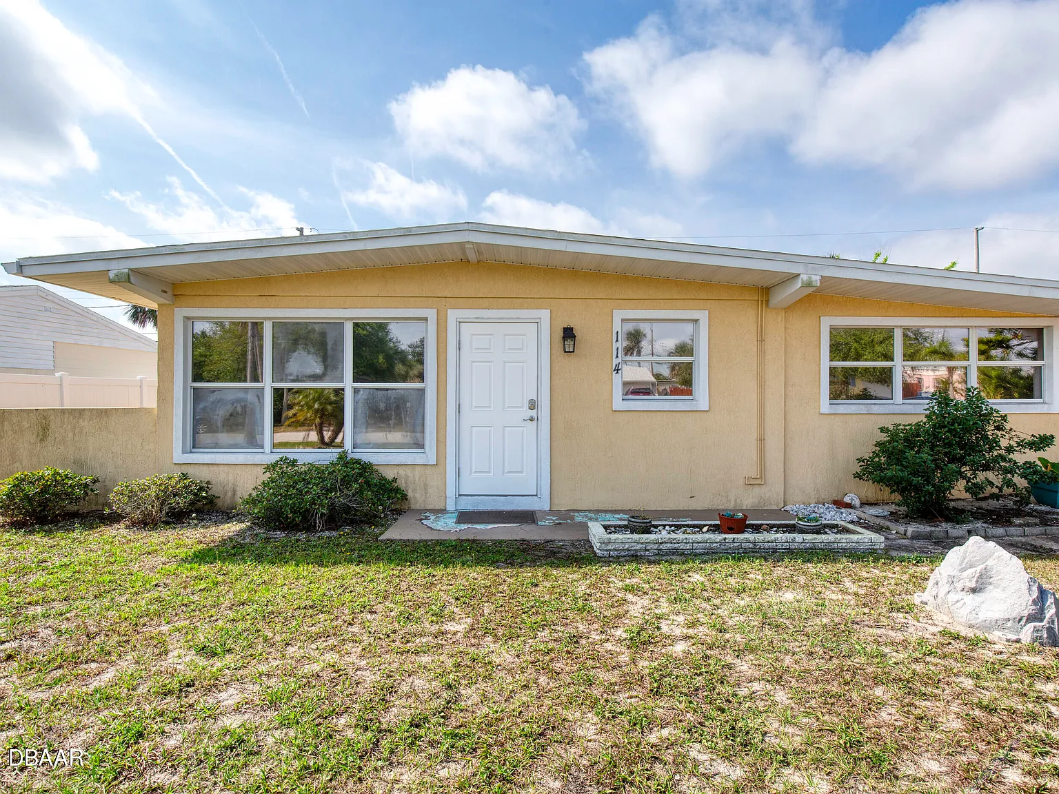 3 bed, 1.5 bath, 1598 sqft, $2,250 — Photo 4