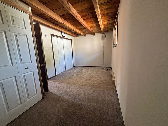 5th image of 135 W Oakland Ave APT D