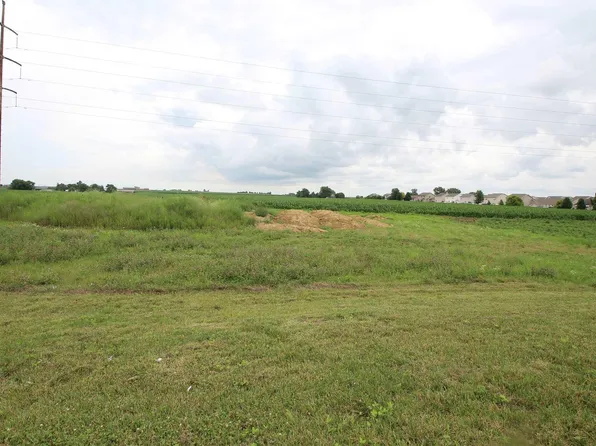 1613 Rustic Oak, Washington, IL 61571