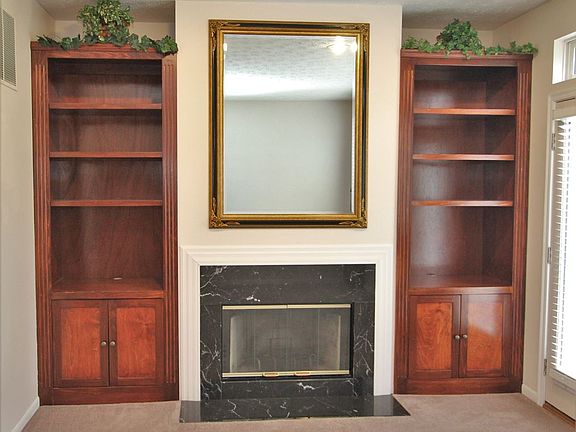 3rd image of 10824 Sawgrass Ct