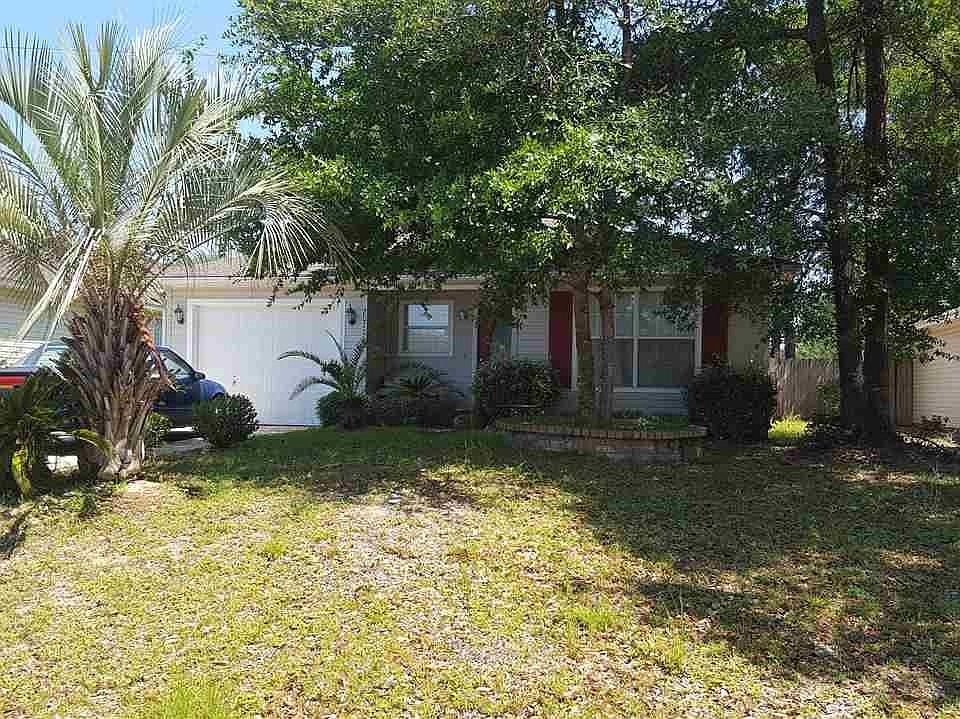 2nd image of 2077 Sequoia Cir