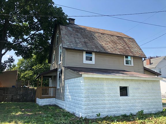 2nd image of 521 Fair Ave NW