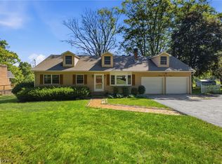 1330 Howell Rd, East Palestine, OH 44413