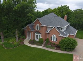 12705 N Georgetowne Rd, Dunlap, IL 61525