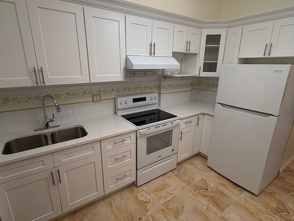 1st image of 35-44 32nd St #1R