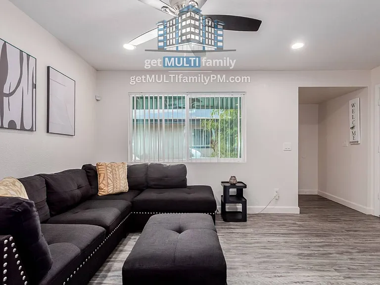 515 W Pebble Beach Dr #517 — Photo 5