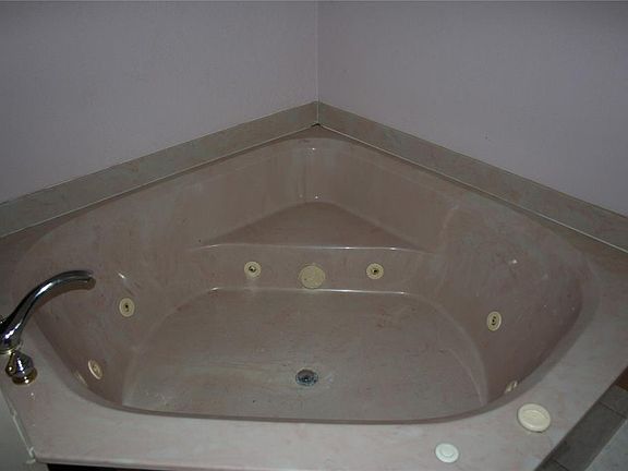 3rd image of 5997 SE 122nd Pl