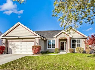 111 Old Post Rd, Oswego, IL 60543