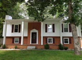 2758 White Pelican Ln, Roanoke, VA 24018