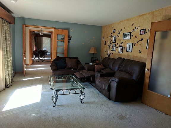 Main LR, french doors, Foyer