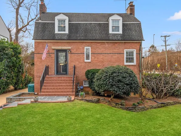 3214 19th Rd N, Arlington, VA 22201