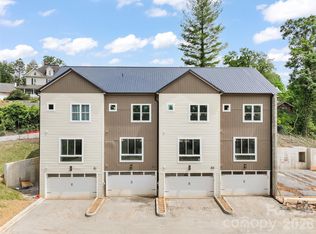 41 Richland St, Waynesville, NC 28786