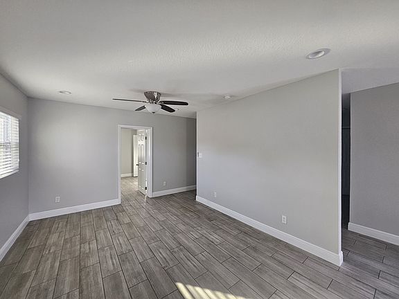 2nd image of 4728 Town N Country Blvd