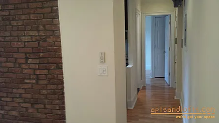 Rented by aptsandlofts.com