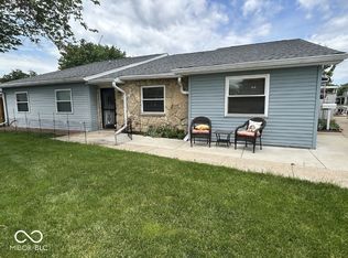 2735 Prosperity Dr, Columbus, IN 47201