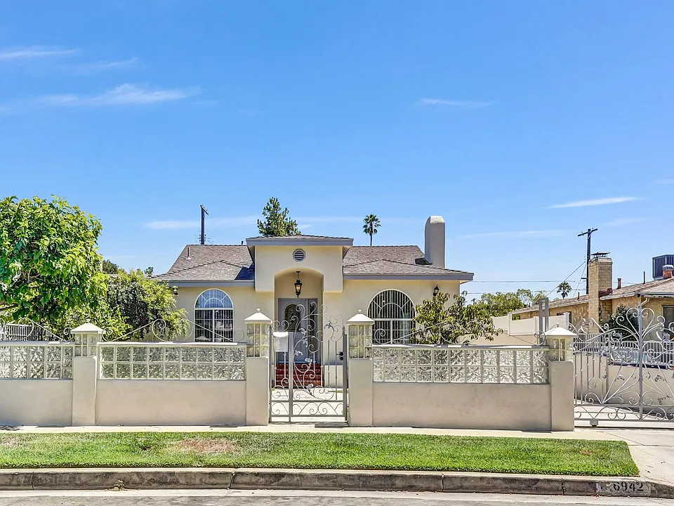 6942 Alcove Ave