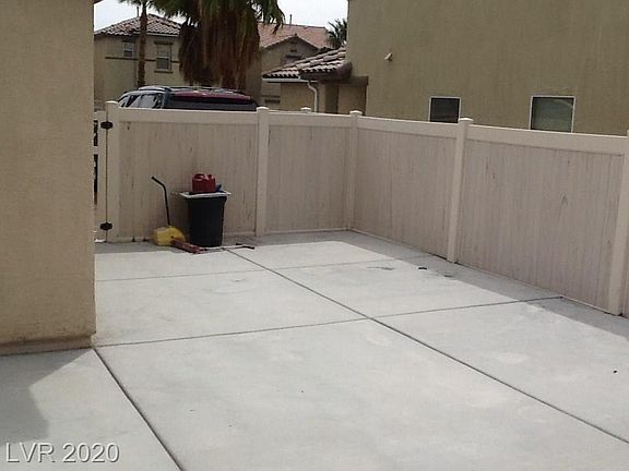 5th image of 4239 Apple Oak Ct