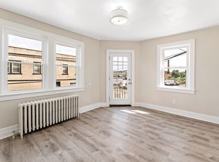 401 Arch St APT 4, Carnegie, PA 15106