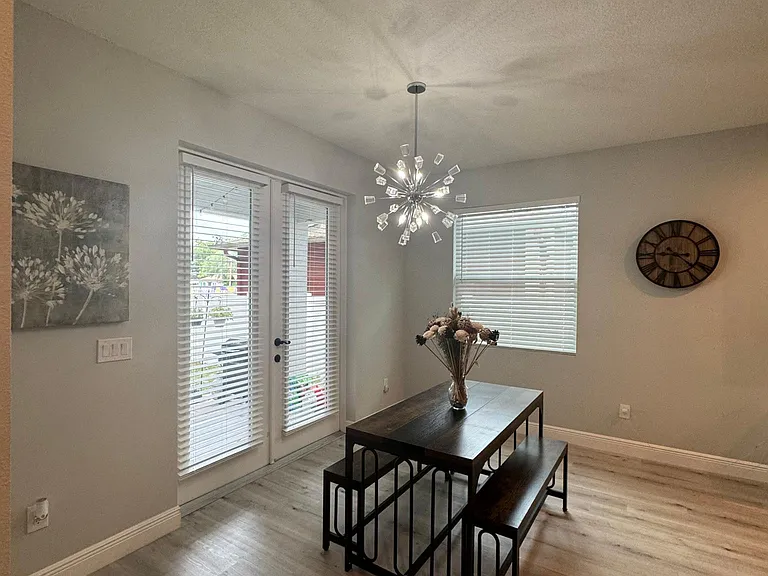 4102 N 29th St — Photo 25