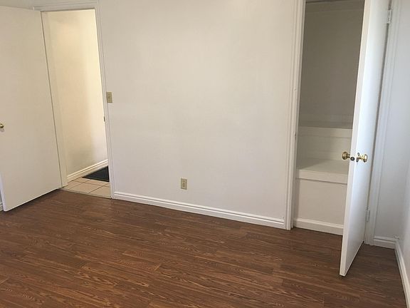 3rd image of 477 E Bryan Ave