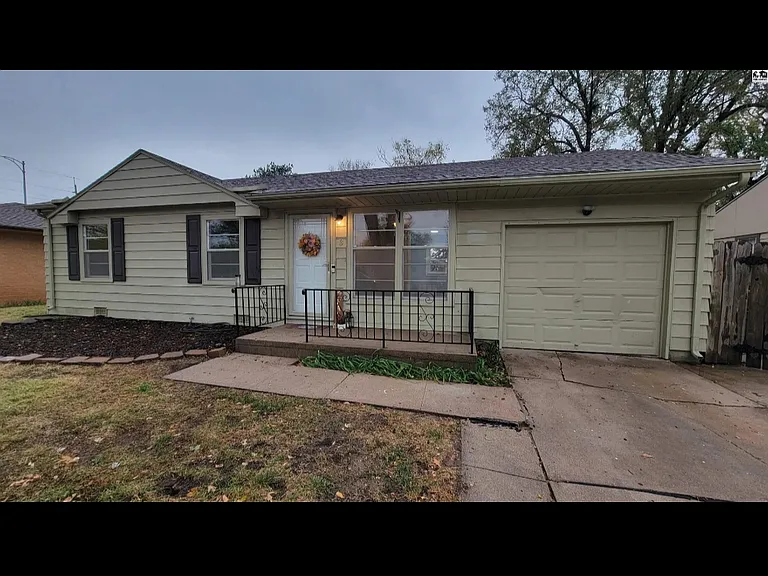 3 Rambler Rd — Photo 2